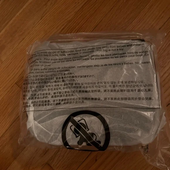 Michael Kors Emilia Small Leather Crossbody Bag - Picture 10 of 11